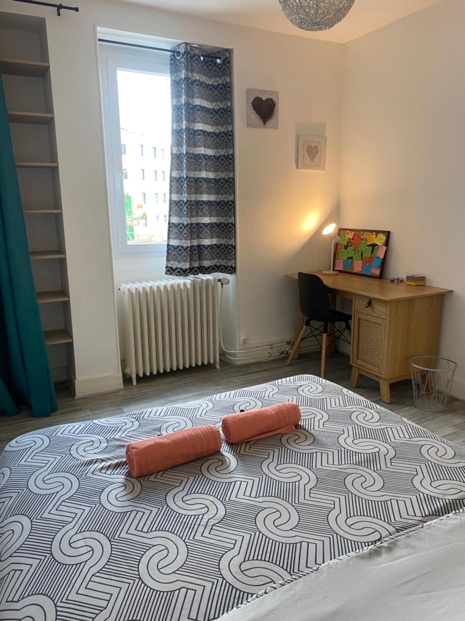 Verger - Parking Gratuit - Calme Chambéry Eksteriør billede